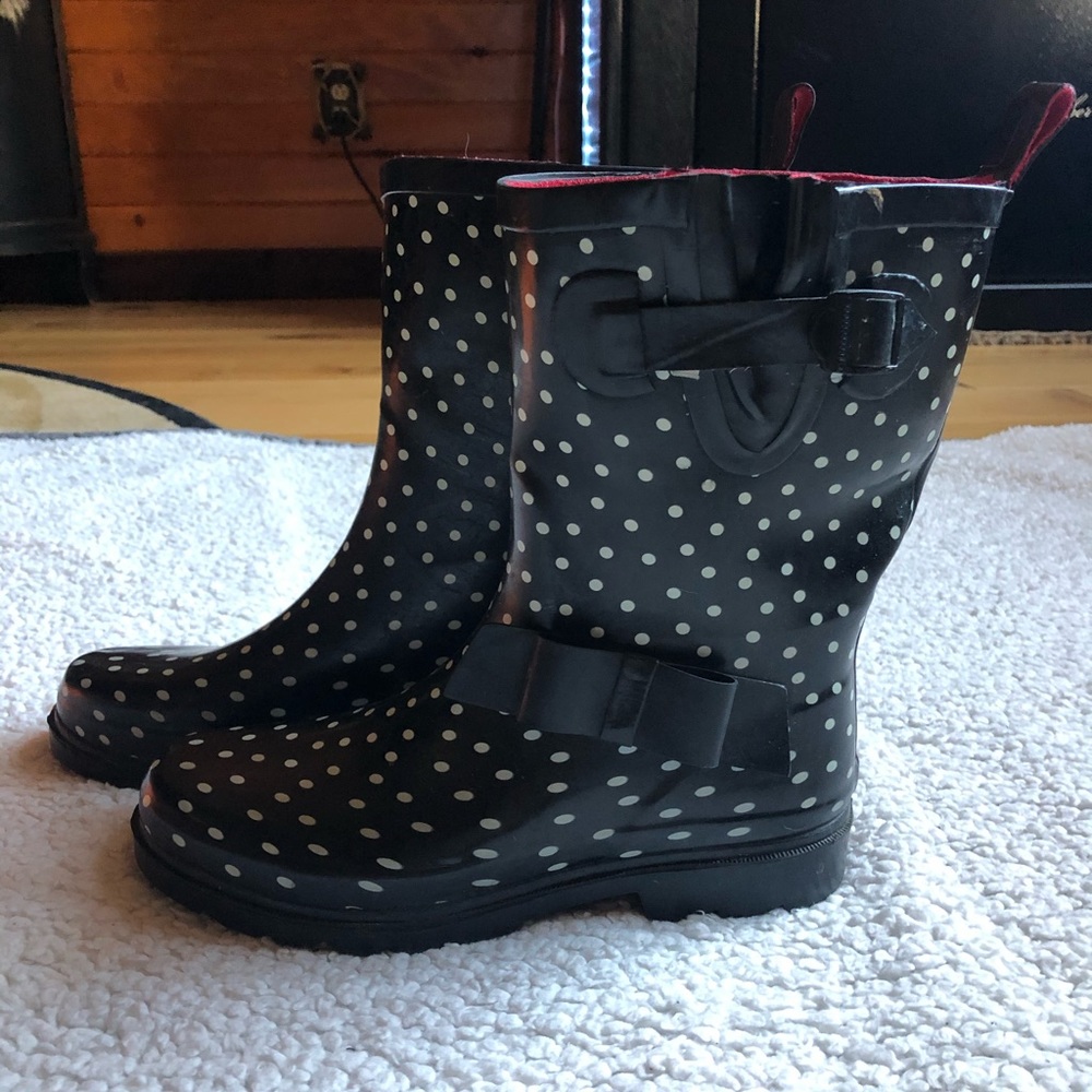 Rain boots